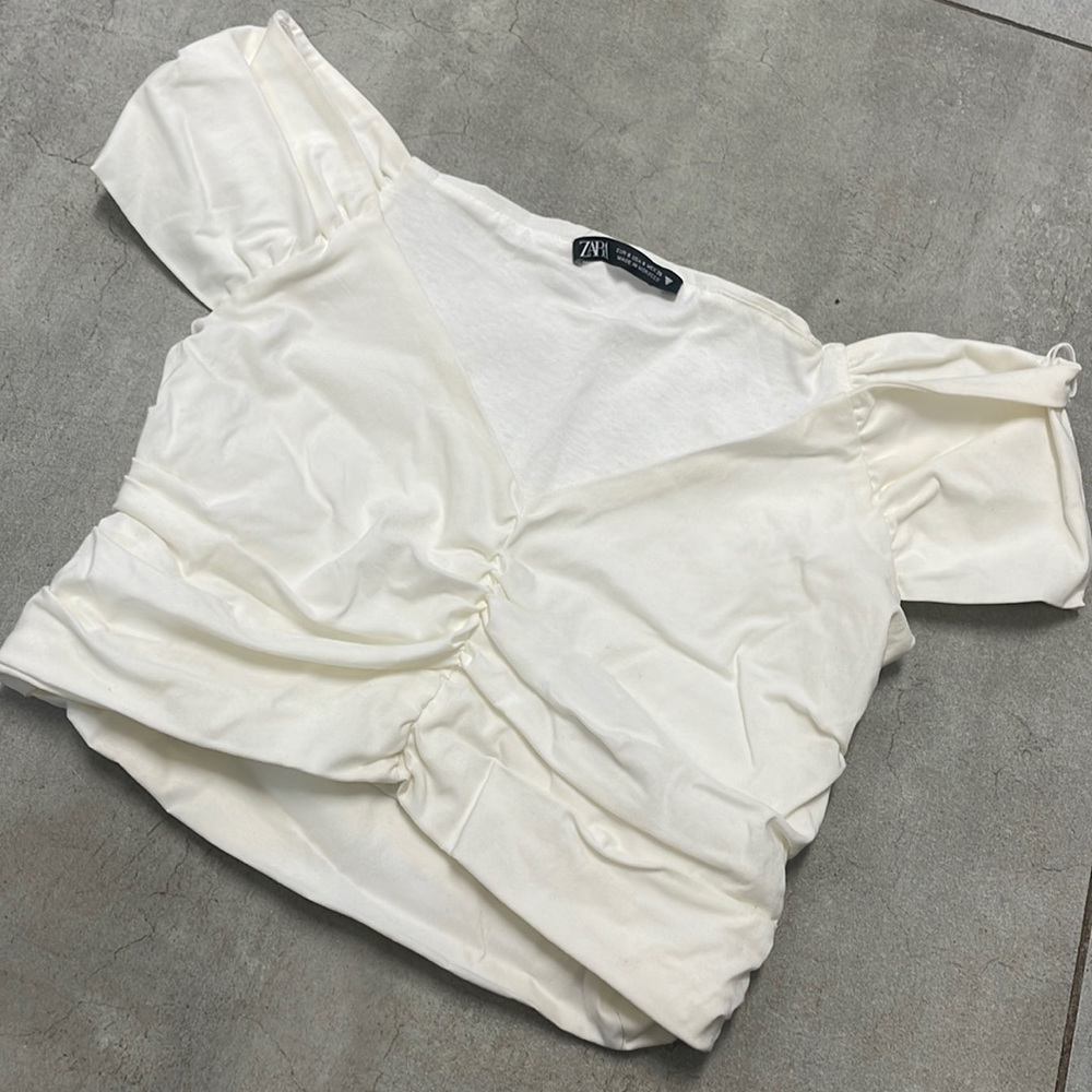 Zara ivory white crop top